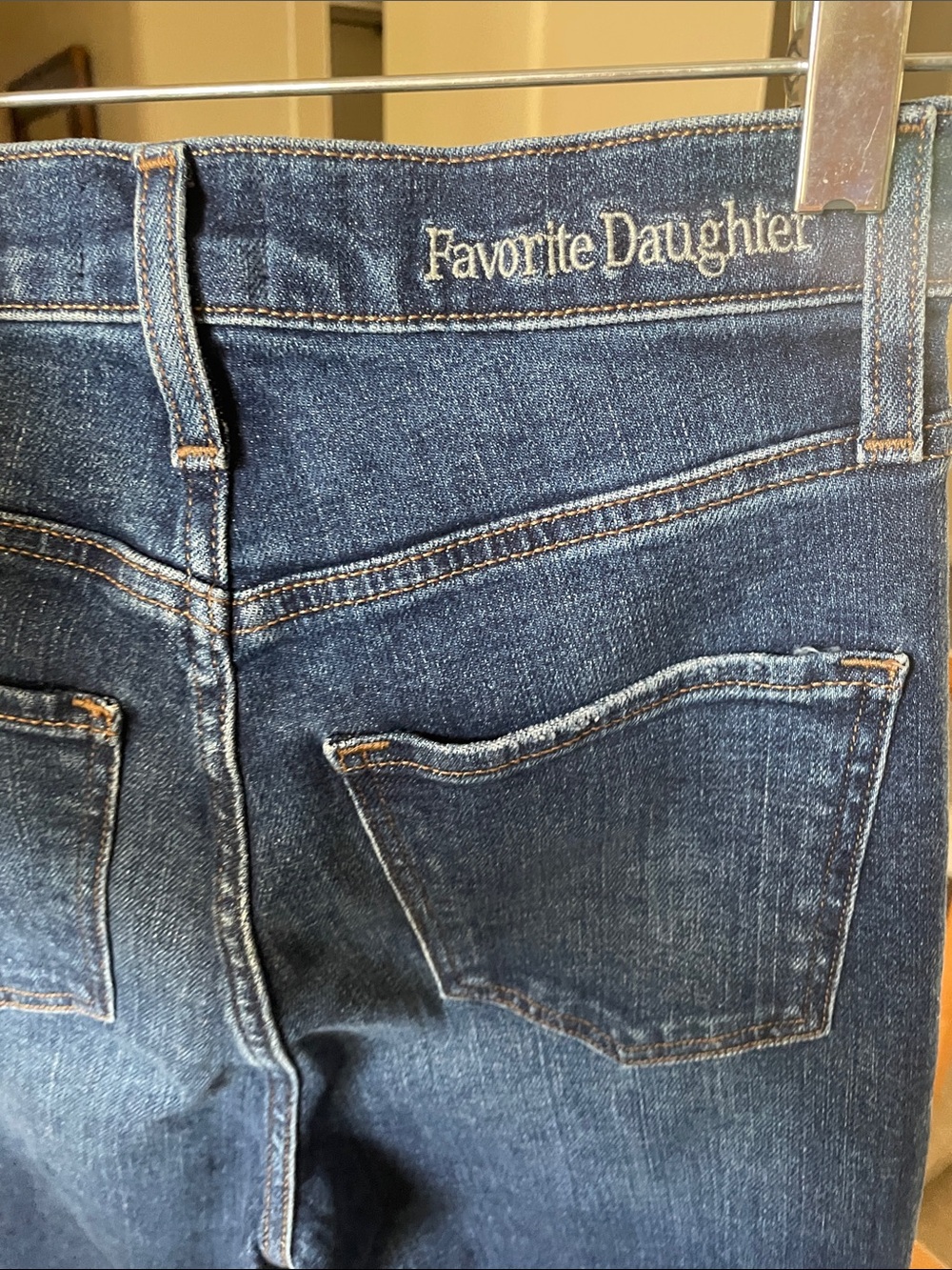NWT FAVORITE DAUGHTER Valentina Jeans! - Picture 11 of 13